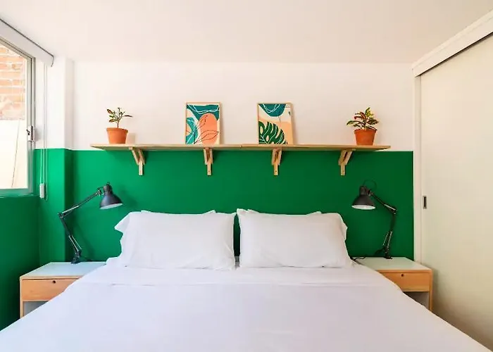 Private Terrace, King Size Beds, 2 Baths And Garage